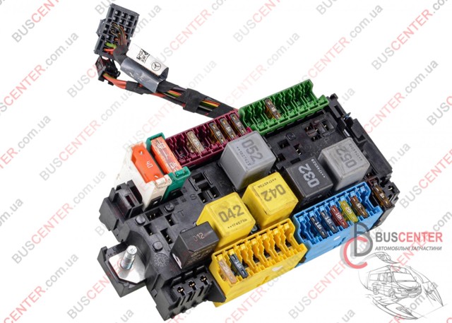 Коробка предохранителей A2469067100 MERCEDES
