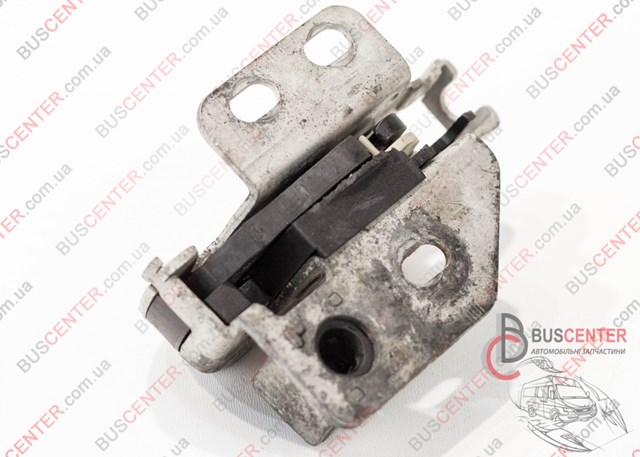 Замок задней левой распашной двери, нижний A9067401235 MERCEDES
