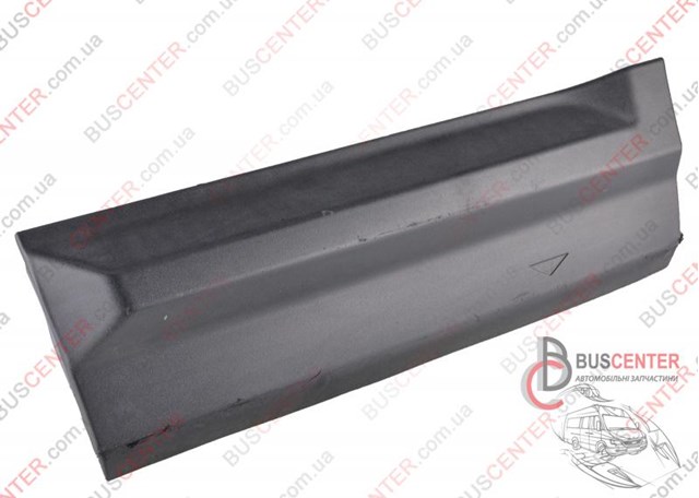 Молдинг двери задней правой нижний LR001672 LAND ROVER