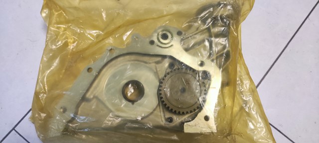 HYUNDAI 2131027010 Насос масляный в наличии Ужгород