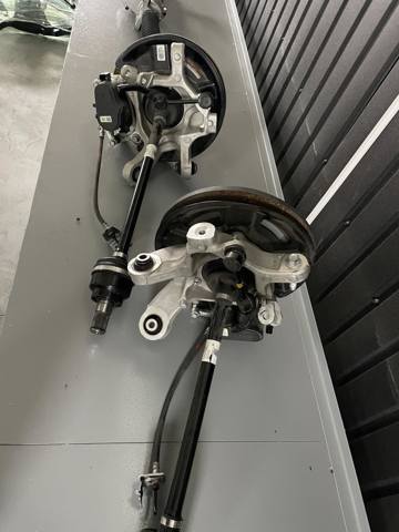 Кулак поворотный левый 52710GI000 HYUNDAI