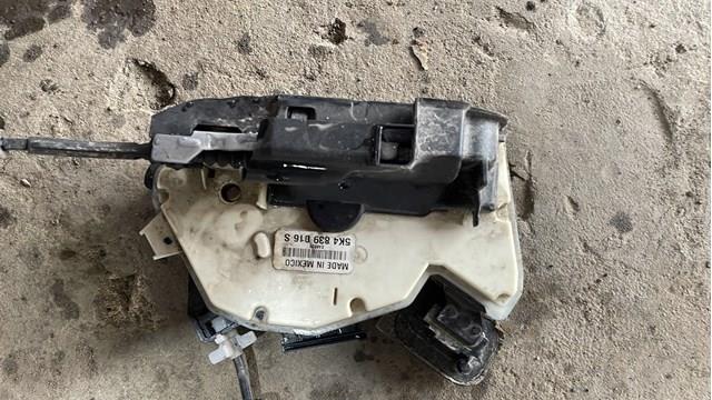 Замок задней правой двери  Volkswagen Passat B8