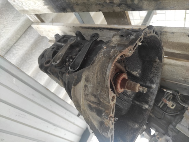 Коробка скоростей механика 2022601300 MERCEDES