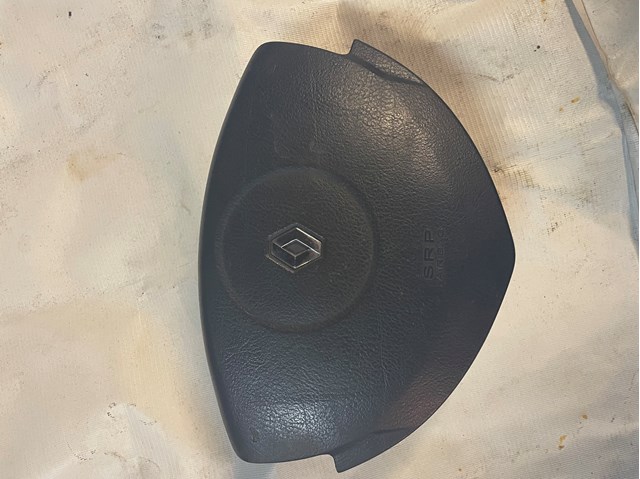 Подушка безопасности водителя 8200793786 RENAULT