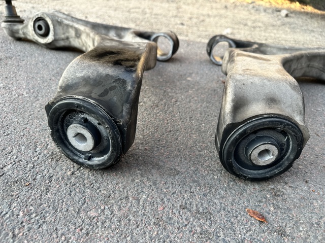 7P5407152A PORSCHE купить в Ирпень