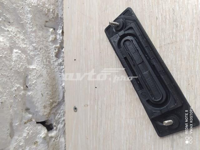 30634191 VOLVO Накладка крышки багажника купить в Кривой Рог