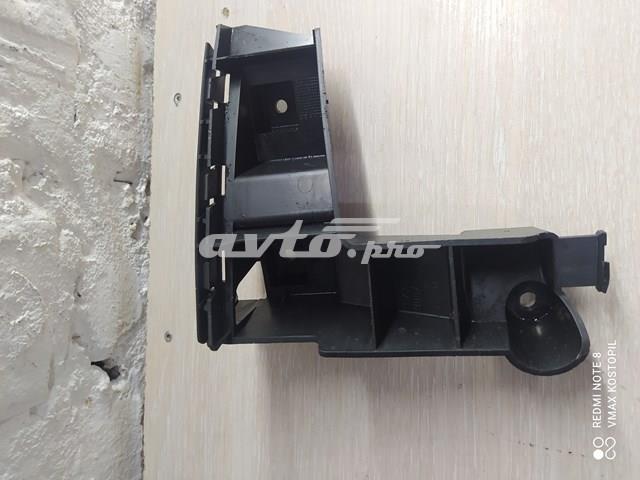 Крепление бамера правое 30678651 VOLVO
