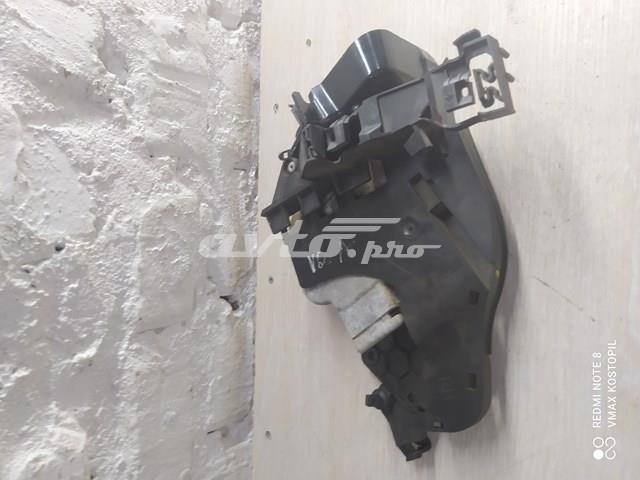 VOLVO 30753673 Замок двери задней правой в наличии Одесса