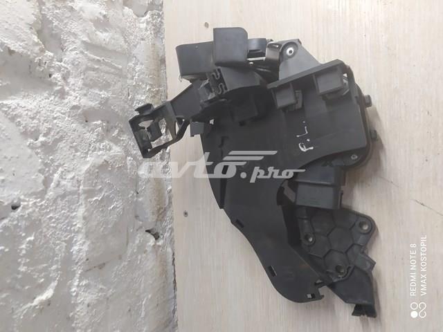 31253920 VOLVO Замок двери задней левой купить в Винница