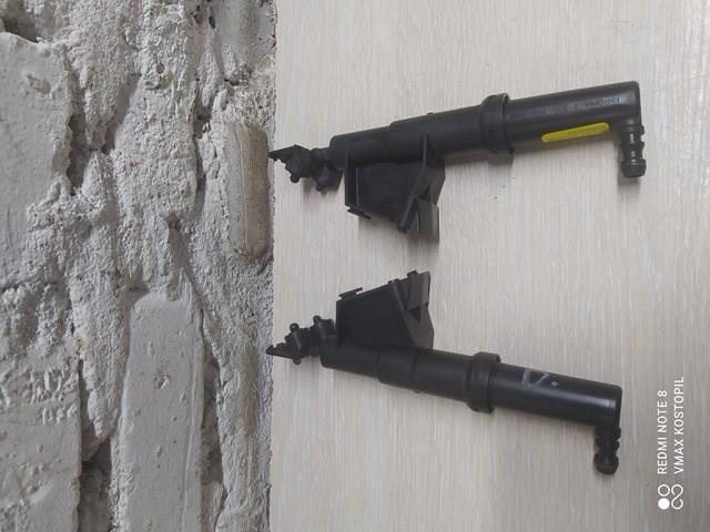 Сопло омывателя фары передней, левой 31294103 VOLVO