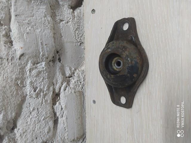 VOLVO 31317461 Опора амортизатора заднего в наличии Львов