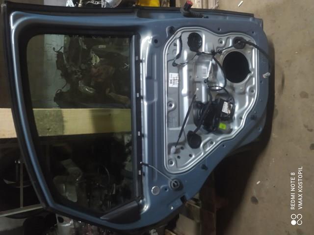 31335461 VOLVO Дверь задняя левая купить в Ирпень