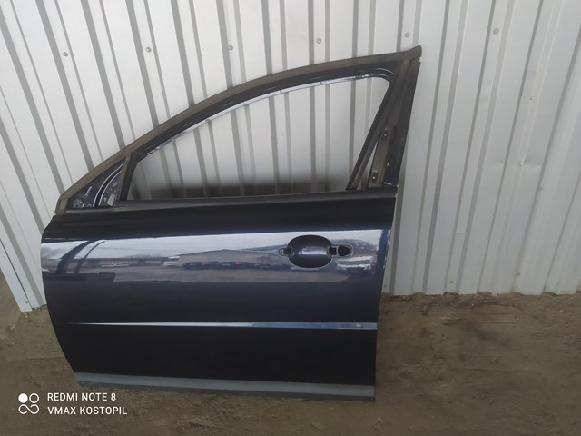 Двери кабины 31335565 VOLVO