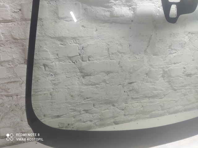 31352012 Стекло лобовое  купить Житомир