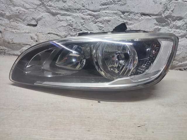 Блок фара левая 31358099 VOLVO