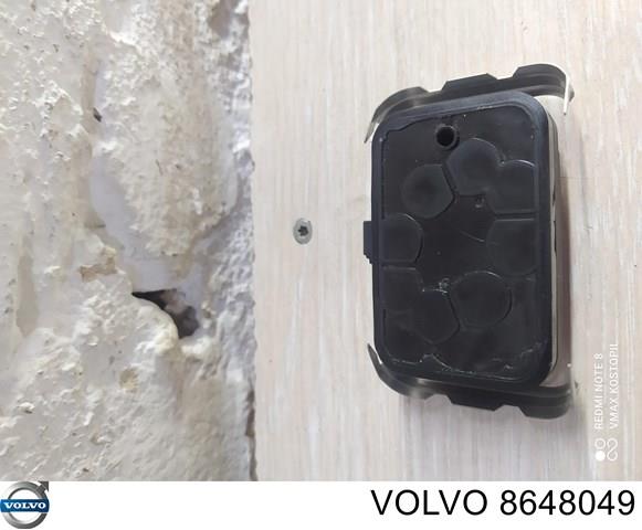 Автомобильные стекла 8648049 VOLVO