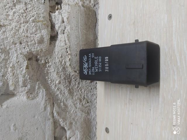 Реле свечей накала 8692616 VOLVO