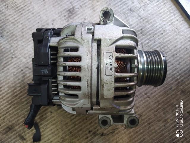 Автомобильный генератор 0124415014 BOSCH