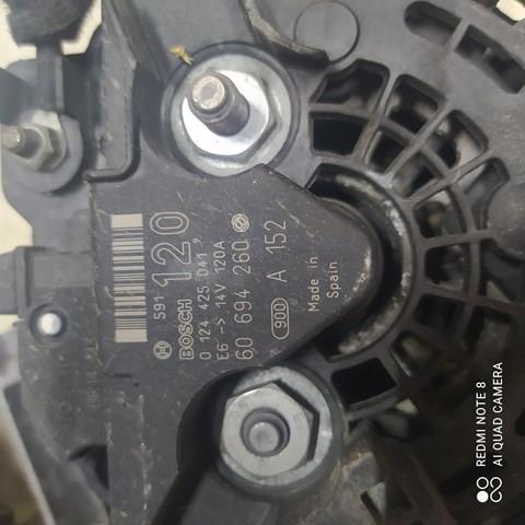 Автомобильный генератор 0124425041 BOSCH