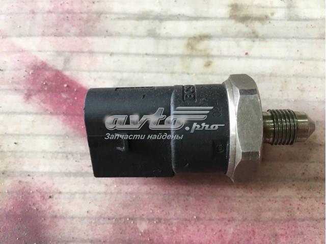0261545008 BOSCH Датчик давления топлива купить в Ровно