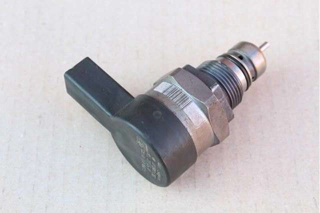 Регулятор давления топлива 0281002738 BOSCH