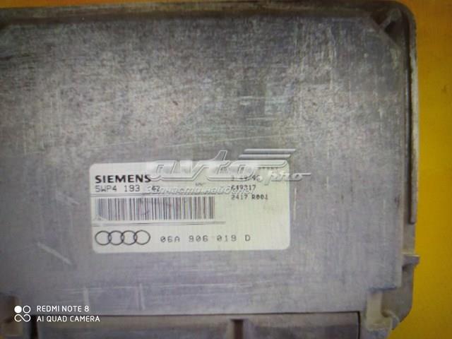 Электронный блок управления двигателем 06A906019D VAG
