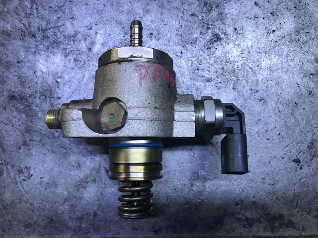 Насос топливный высокого давления (ТНВД) 06L127025M VAG