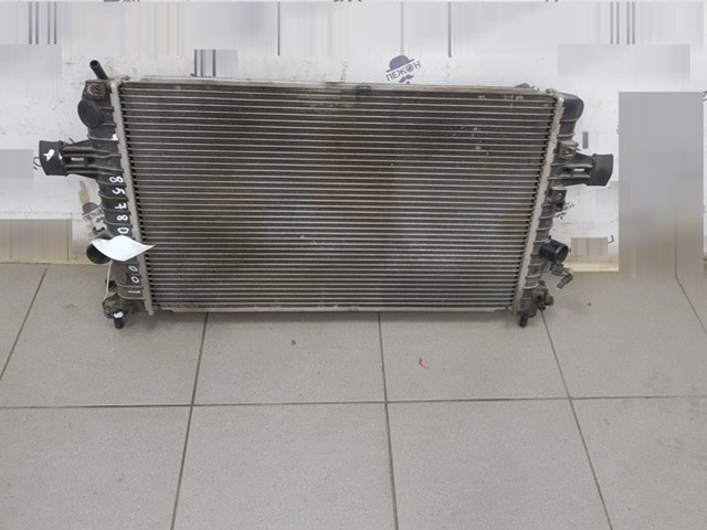 Радиатор основной Opel Zafira B