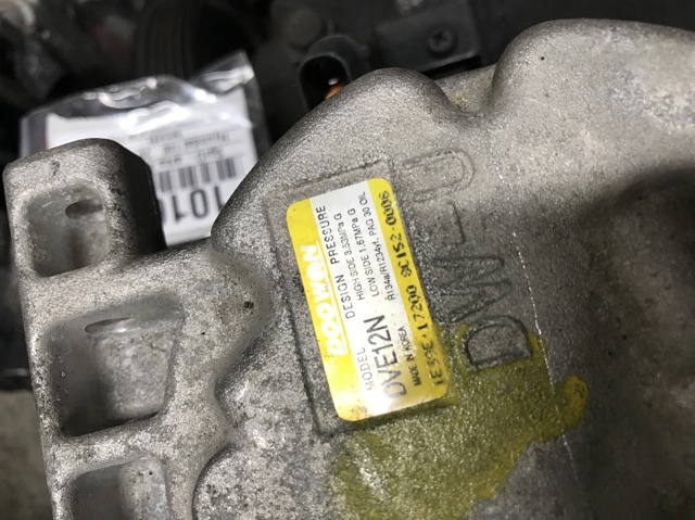 Компрессор кондиционера 1E39E17200 HYUNDAI