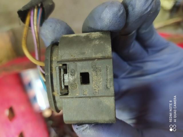 Фишка (разъем) топливного насоса 1J0919231 VAG