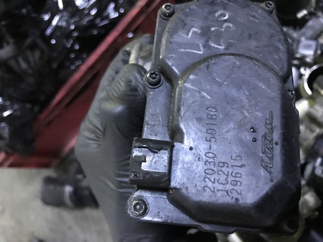 Заслонка воздушная 2203050160 TOYOTA