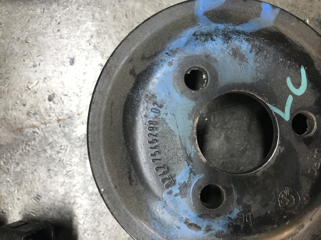 Шкив насоса ГУР 32427545298 BMW
