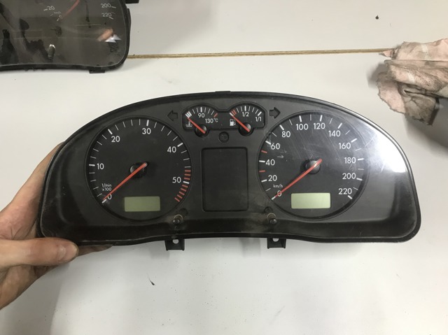 Щиток приборов 3B1919860C VAG