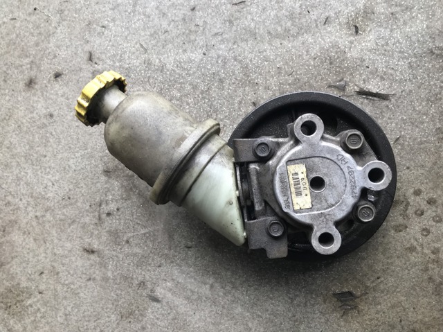 4782207AD CHRYSLER Насос ГУР купить в Чернигов
