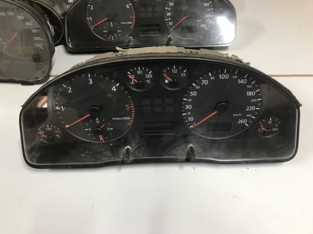 Приборная доска 4B0919860E VAG