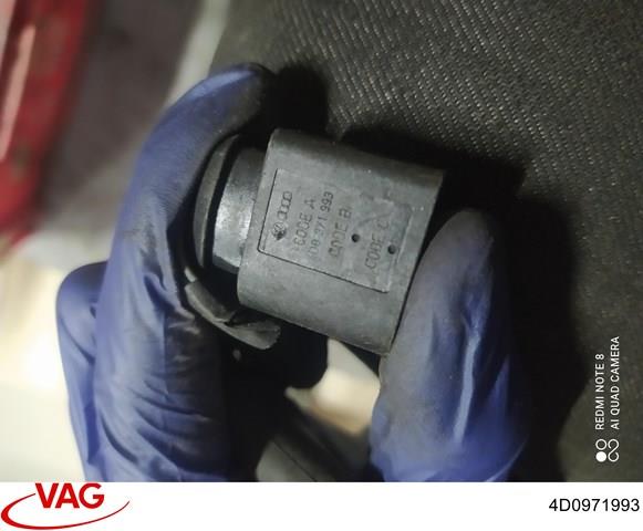 Разъем (фишка) генератора 4D0971993 VAG