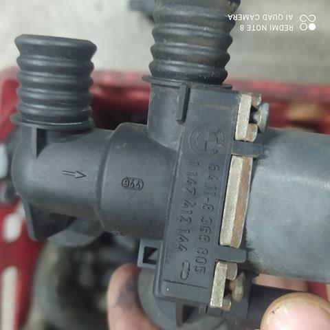 Кран отопителя 64118369805 BMW