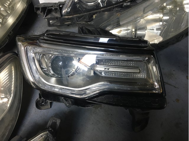 68144708AF Фара правая купить Павлоград