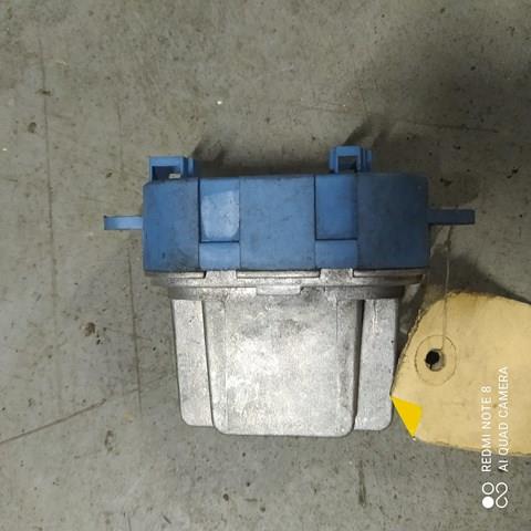 Реле отопителя задний 7L0907521 VAG