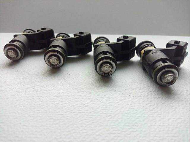Форсунка впрыска топлива 8200885287 RENAULT