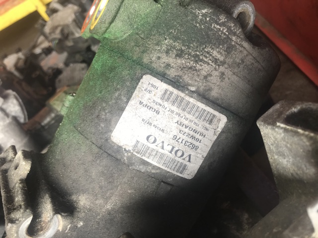 Компрессор хладагента 8623176 VOLVO