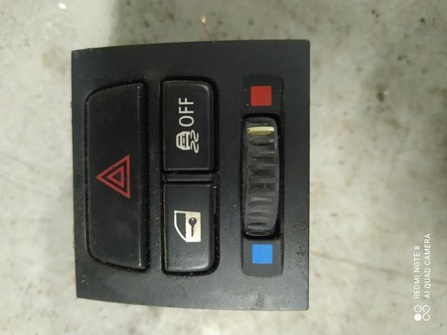 Кнопка аварийной сигнализации 9196714 BMW