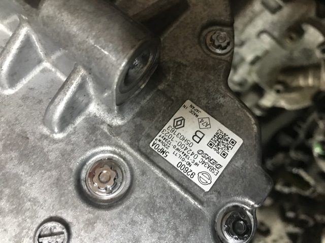 Компрессор системы кондиционирования 926005MP0A NISSAN