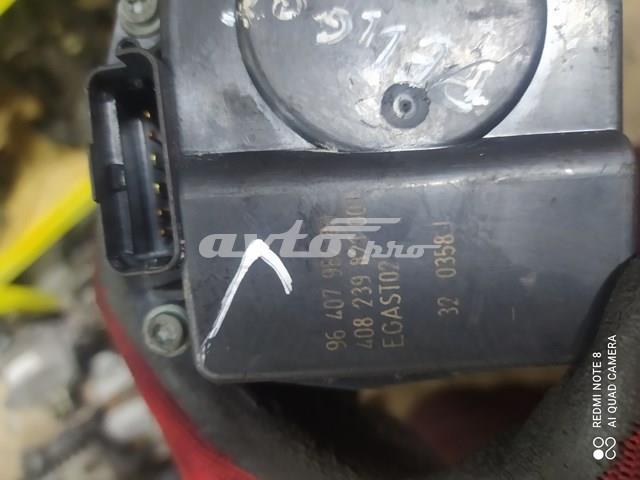 Дроссельная заслонка в сборе 9640796280 PEUGEOT