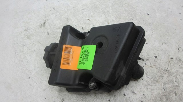 Бачки запасные (для масла) A0004601083 MERCEDES