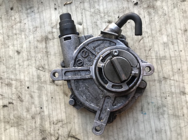 Вакуумный насос A2722300265 MERCEDES