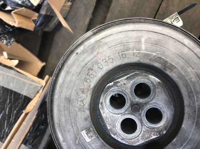 Шкив-демпфер коленвала A6510351612 MERCEDES