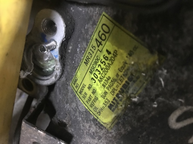 Компрессор хладагента MR315460 MITSUBISHI