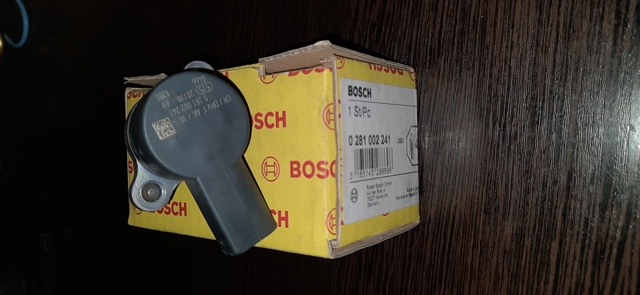 Регулятор давления в топливной рейке 0281002241 BOSCH