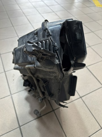 VAG 566941035A Фара левая в наличии Полтава